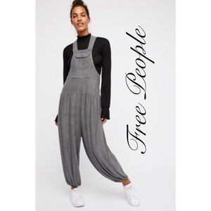 ‼️SOLD‼️ Free people Ella overalls medium gray